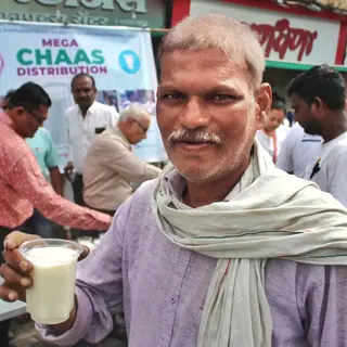 A devotee whose life was touched by Param Gurudev Shree Namramuni Maharaj Saheb's seva
